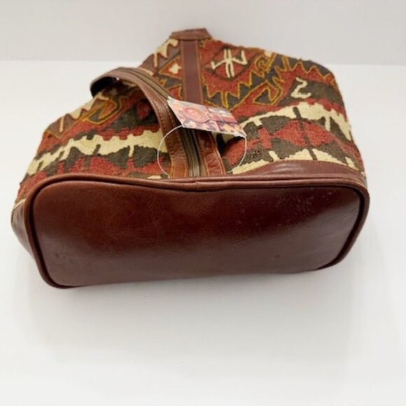 Yun Art Vintage Kilim Wool Carpet Sling Backpack Leather Trim Tribal Boho - Picture 6 of 11